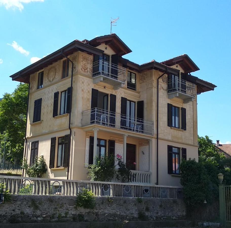Villa Peachey, Intero Piano Con Giardino Стреза Екстериор снимка