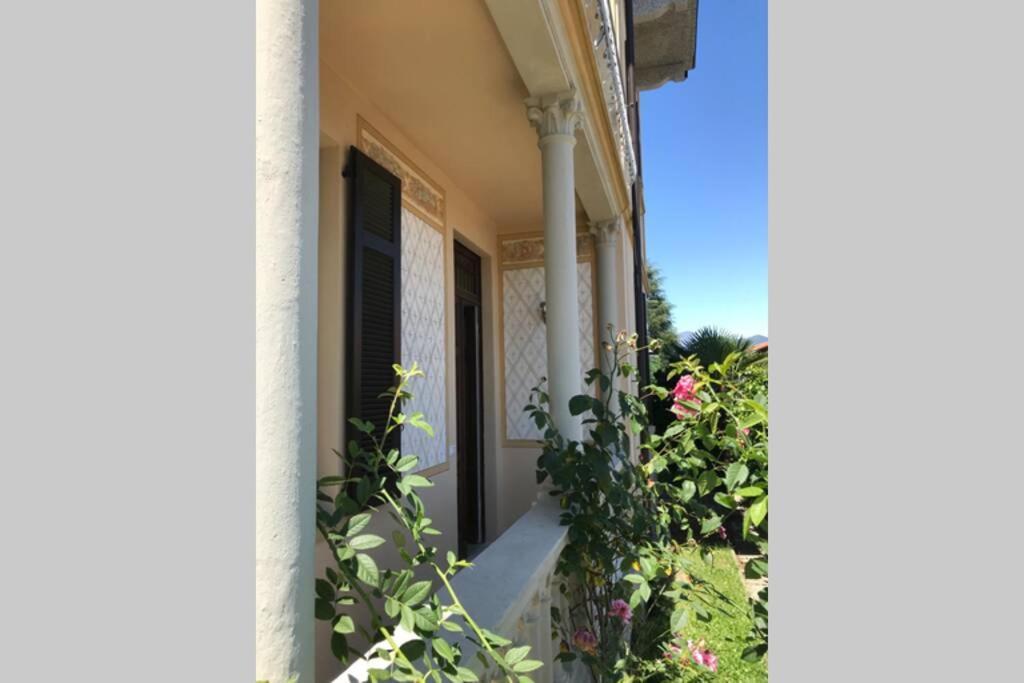 Villa Peachey, Intero Piano Con Giardino Стреза Екстериор снимка